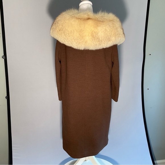Vintage Ladies Sz 8ish Stevens Forstman Brown Wool Coat, Fox Collar - Picture 11 of 16